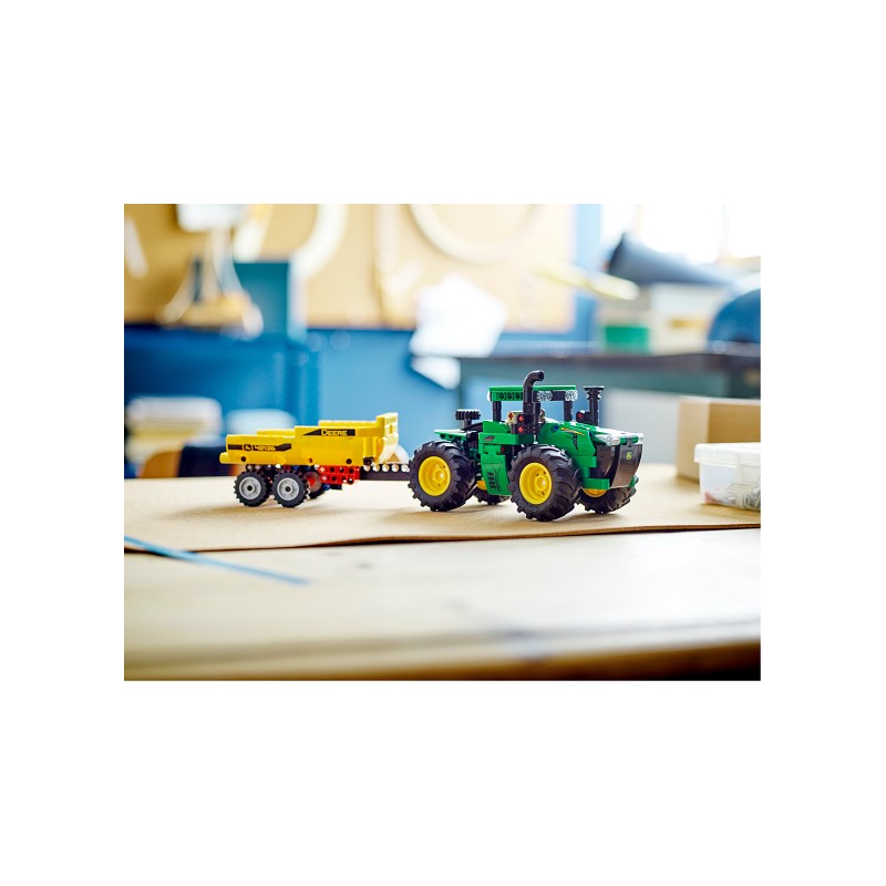 LEGO® Technic John Deere 9620R 4WD Tractor